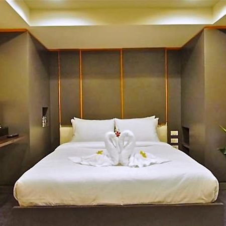 H2 Hotel Bangkok Room photo