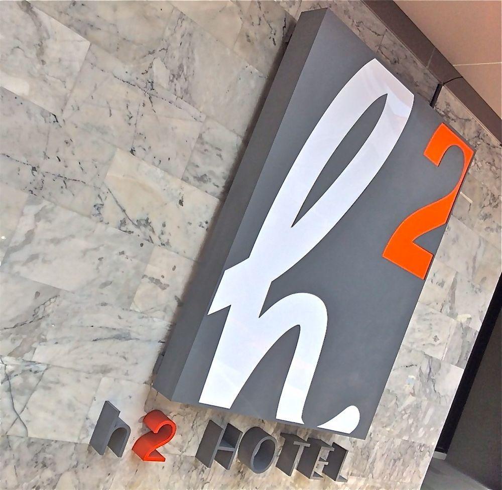 H2 Hotel Bangkok Exterior photo