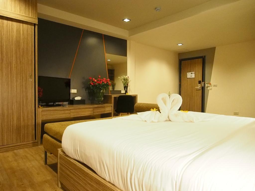 H2 Hotel Bangkok Room photo