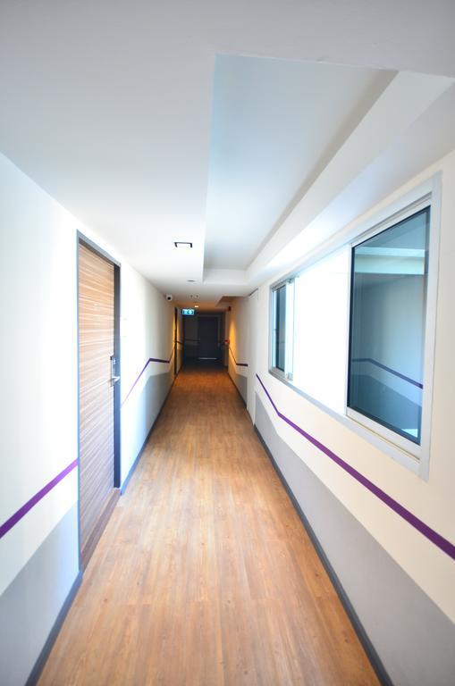 H2 Hotel Bangkok Exterior photo