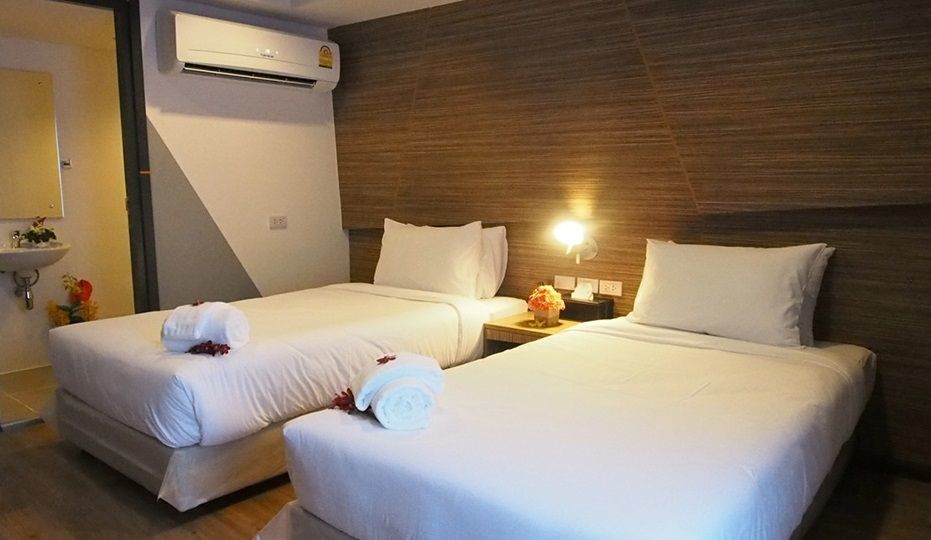 H2 Hotel Bangkok Exterior photo