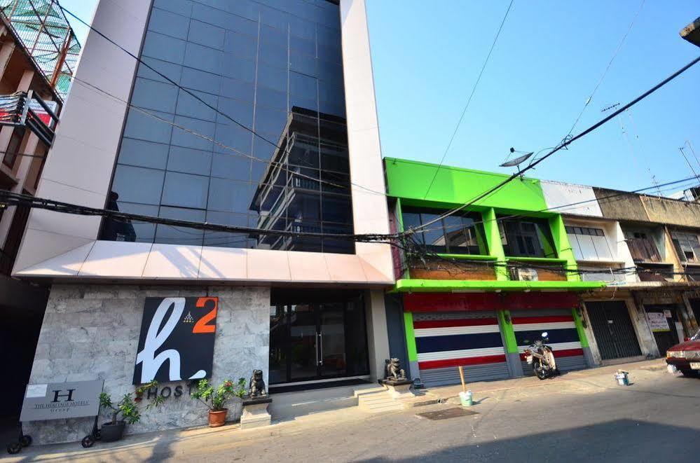 H2 Hotel Bangkok Exterior photo