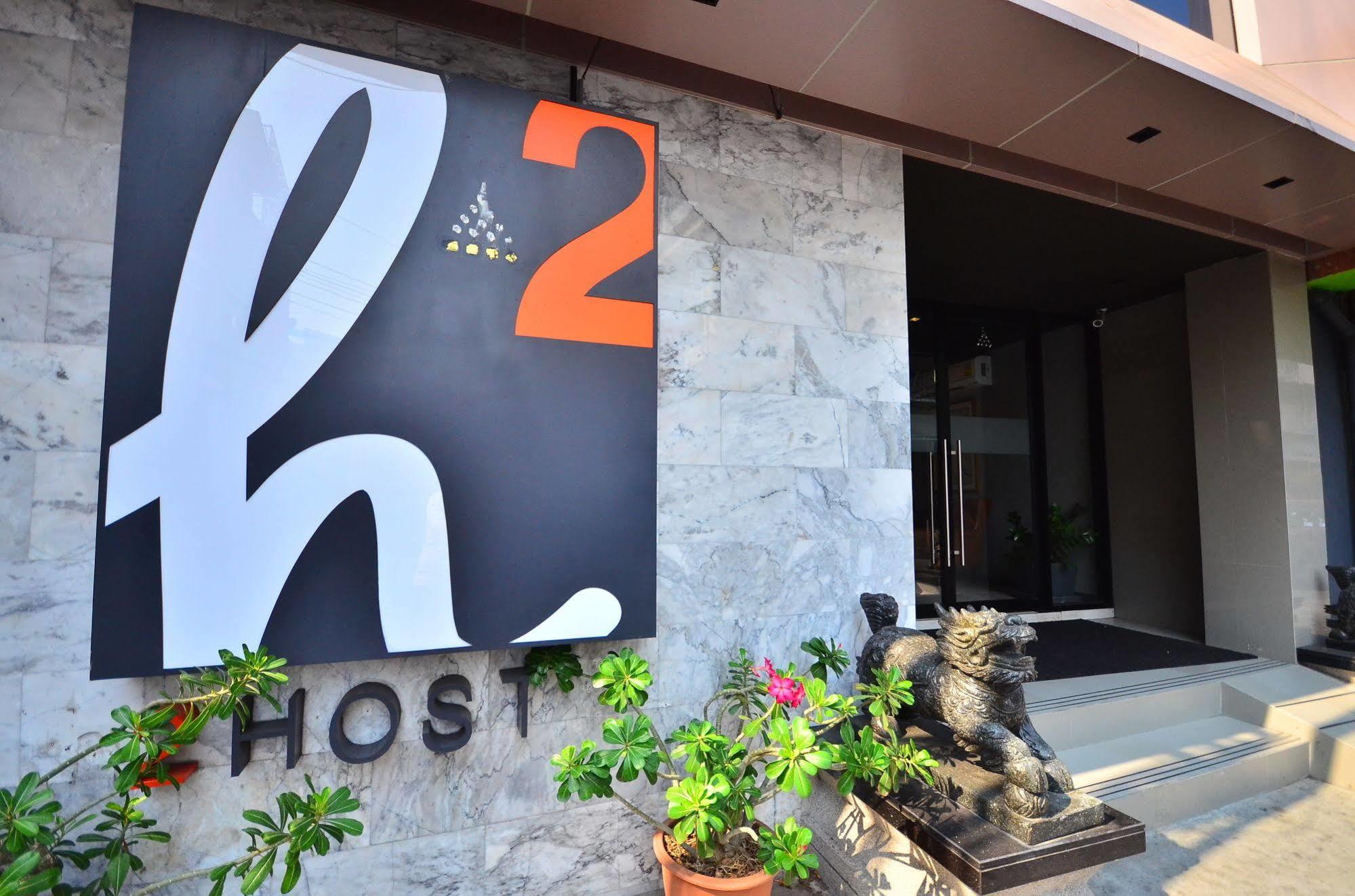 H2 Hotel Bangkok Exterior photo