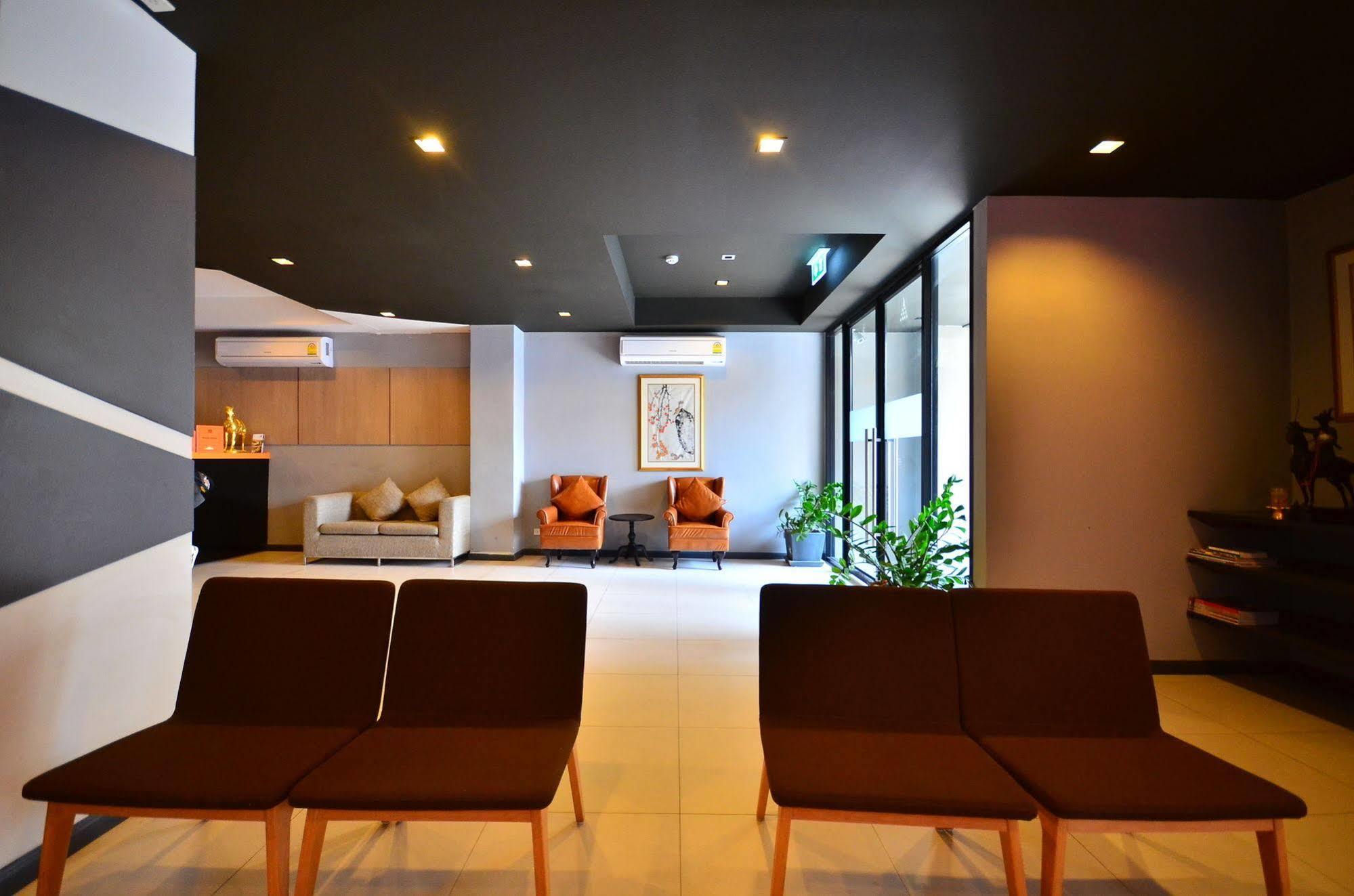 H2 Hotel Bangkok Exterior photo